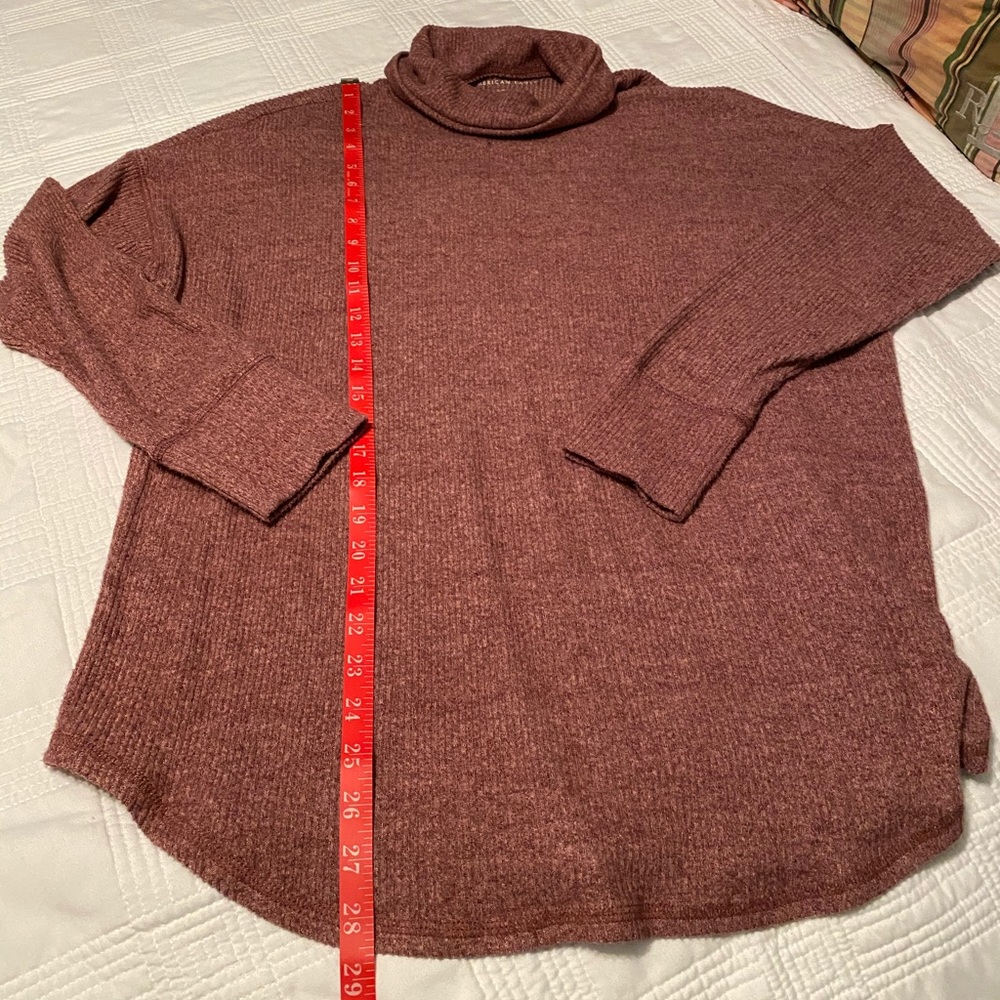 American Eagle turtleneck tunic top